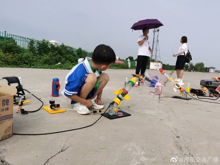 400名小航迷同场竞技“飞向北京”